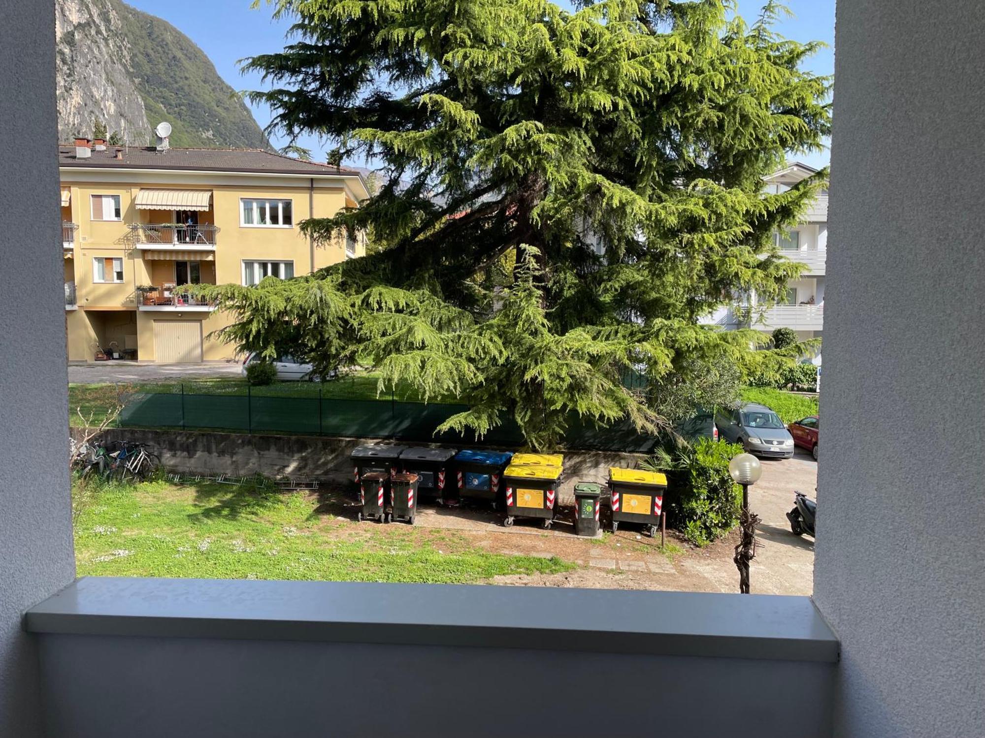 Spazioso Con 3 Da Letto Appartamento