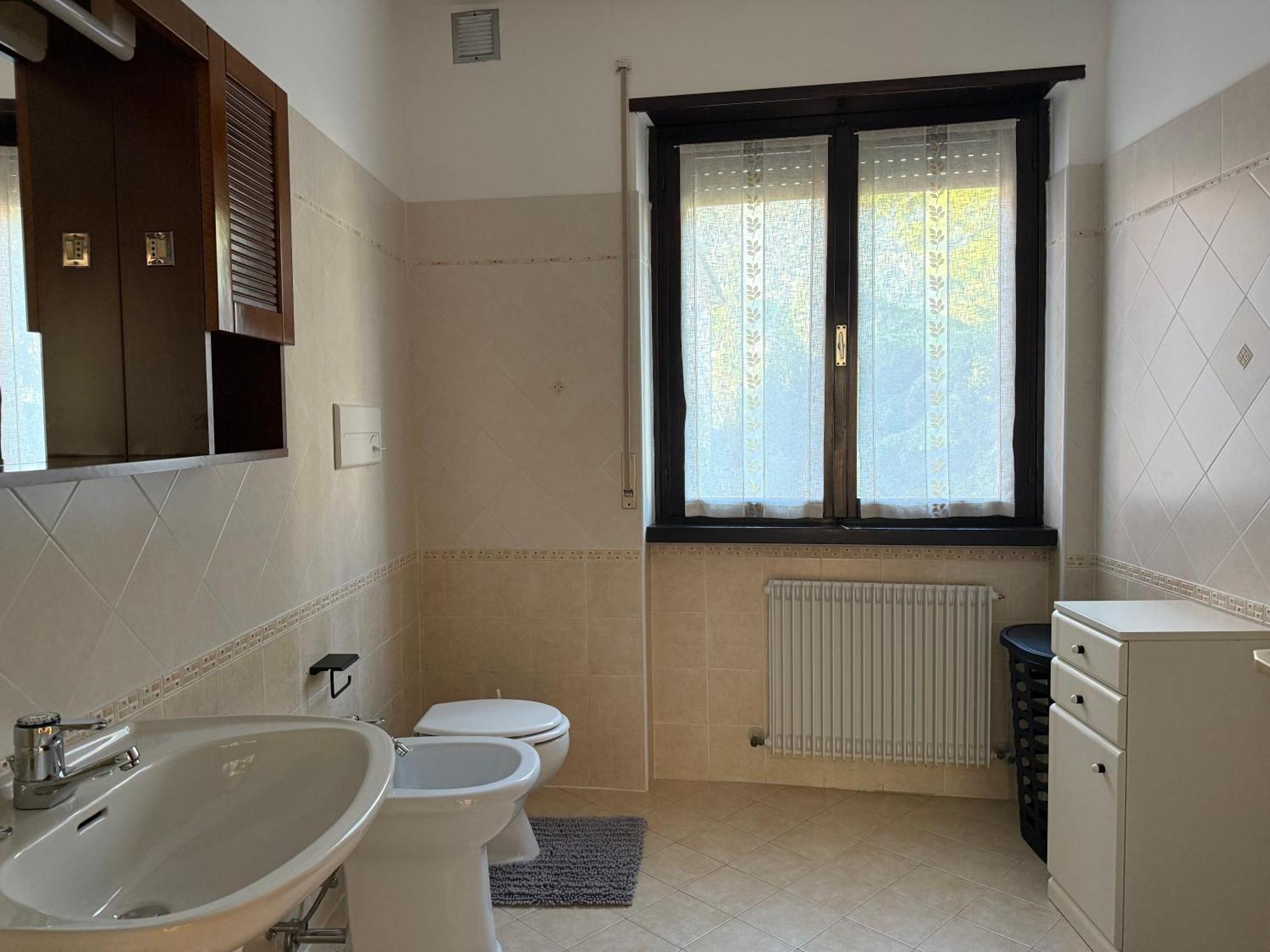Spazioso Con 3 Da Letto Appartamento Riva del Garda