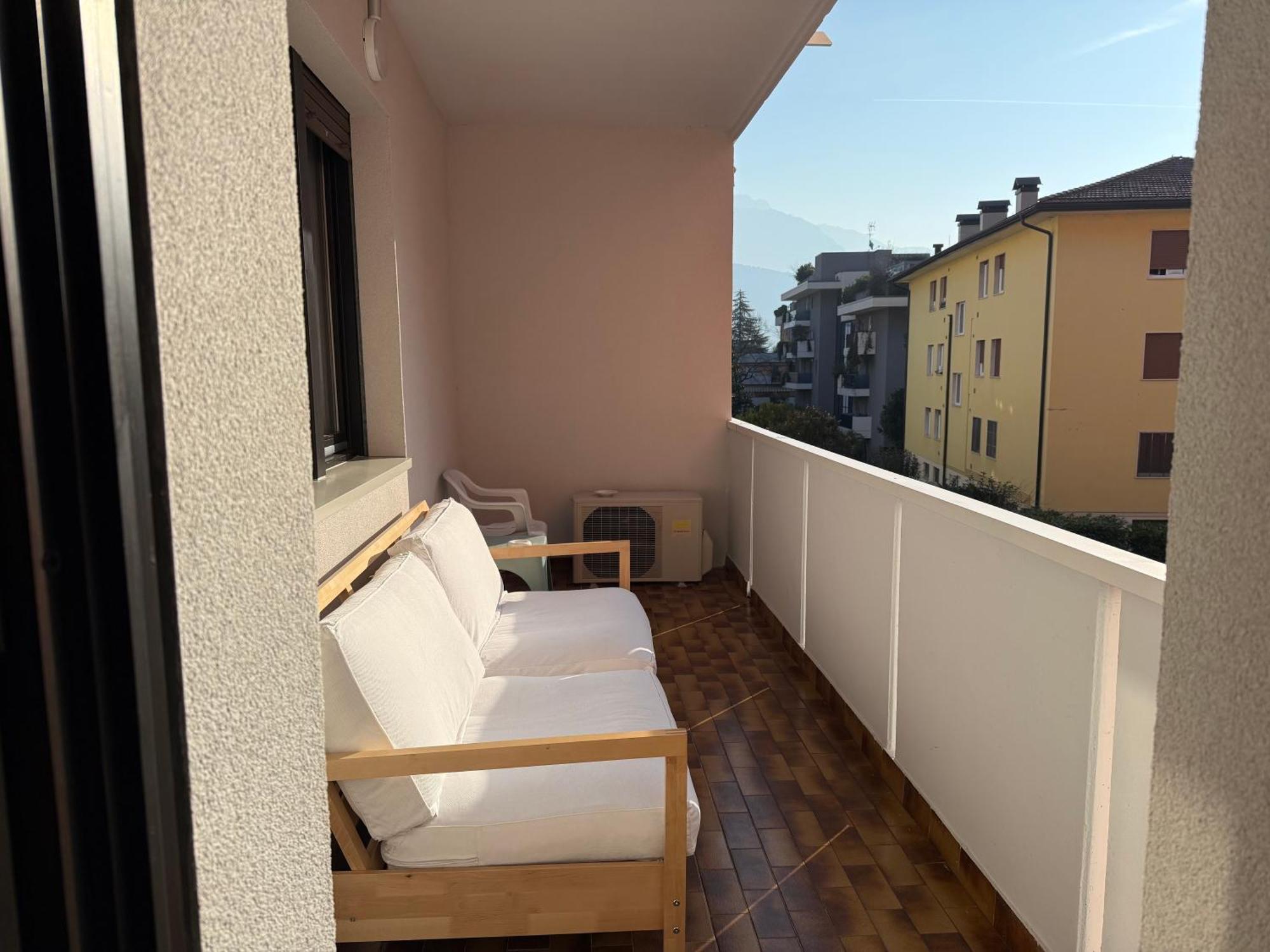 Spazioso Con 3 Da Letto Appartamento
