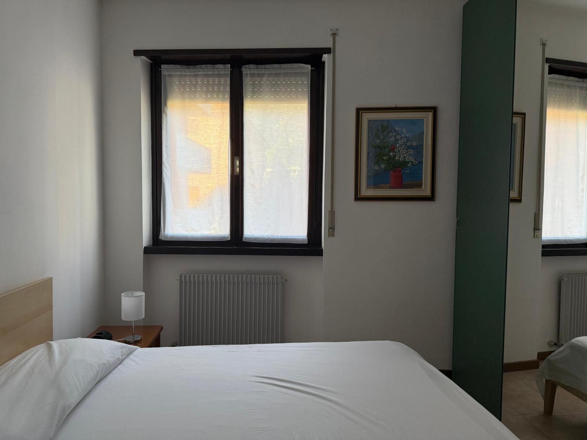 Appartamento Spazioso Con 3 Da Letto *