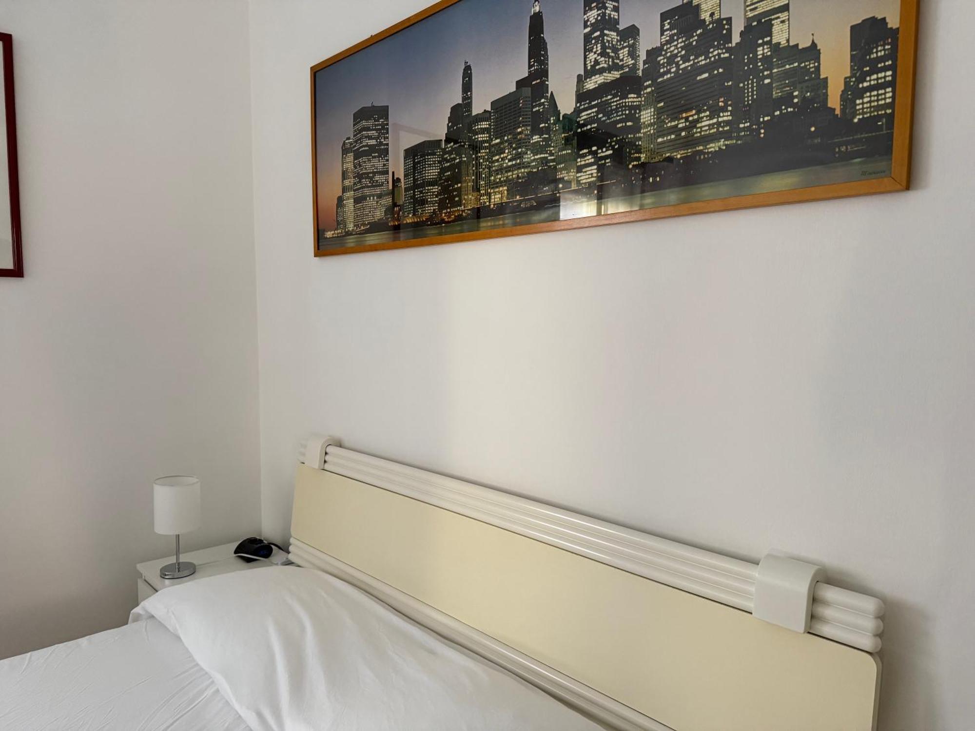 Spazioso Con 3 Da Letto Appartamento *